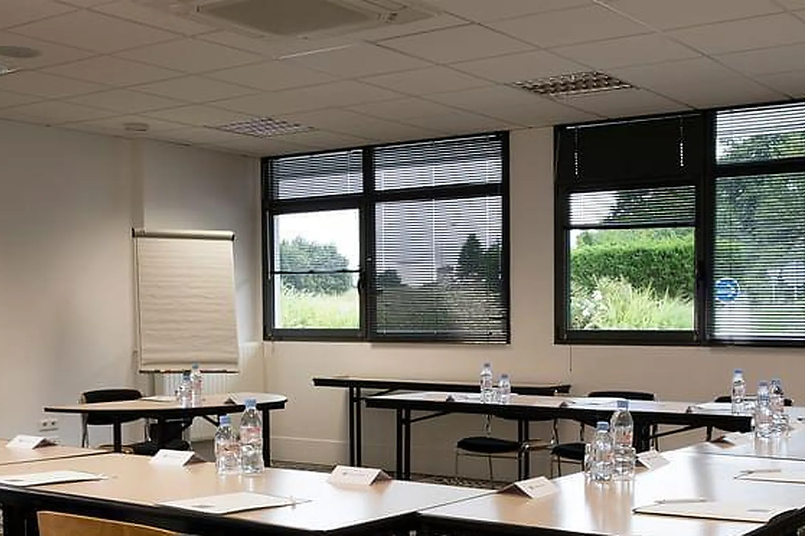 Lieux événementiels, CENTRE D'AFFAIRE ESPACE CHARBONNIERE