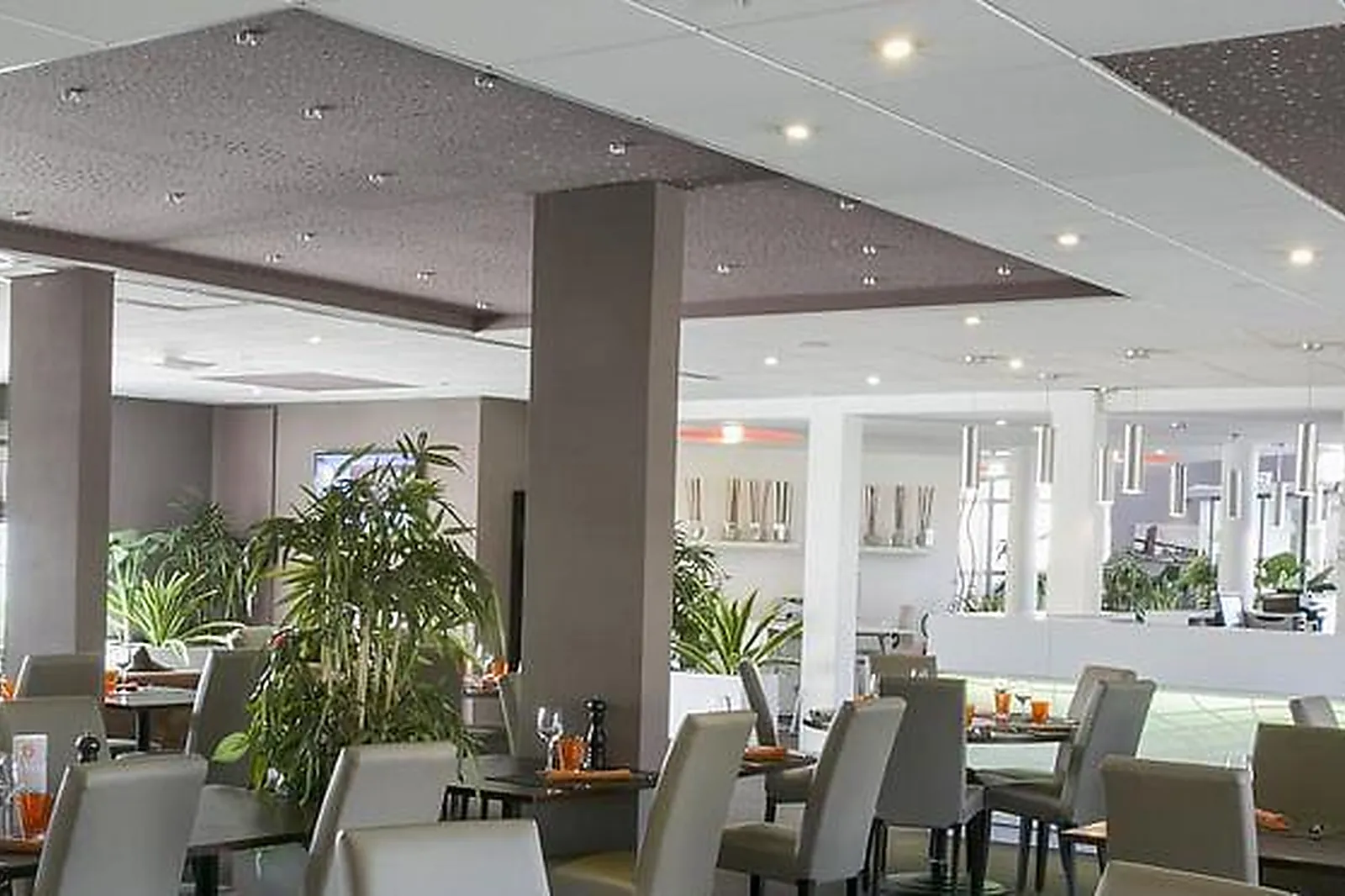 Lieux événementiels, ÉTAGÈRE CAFÉ