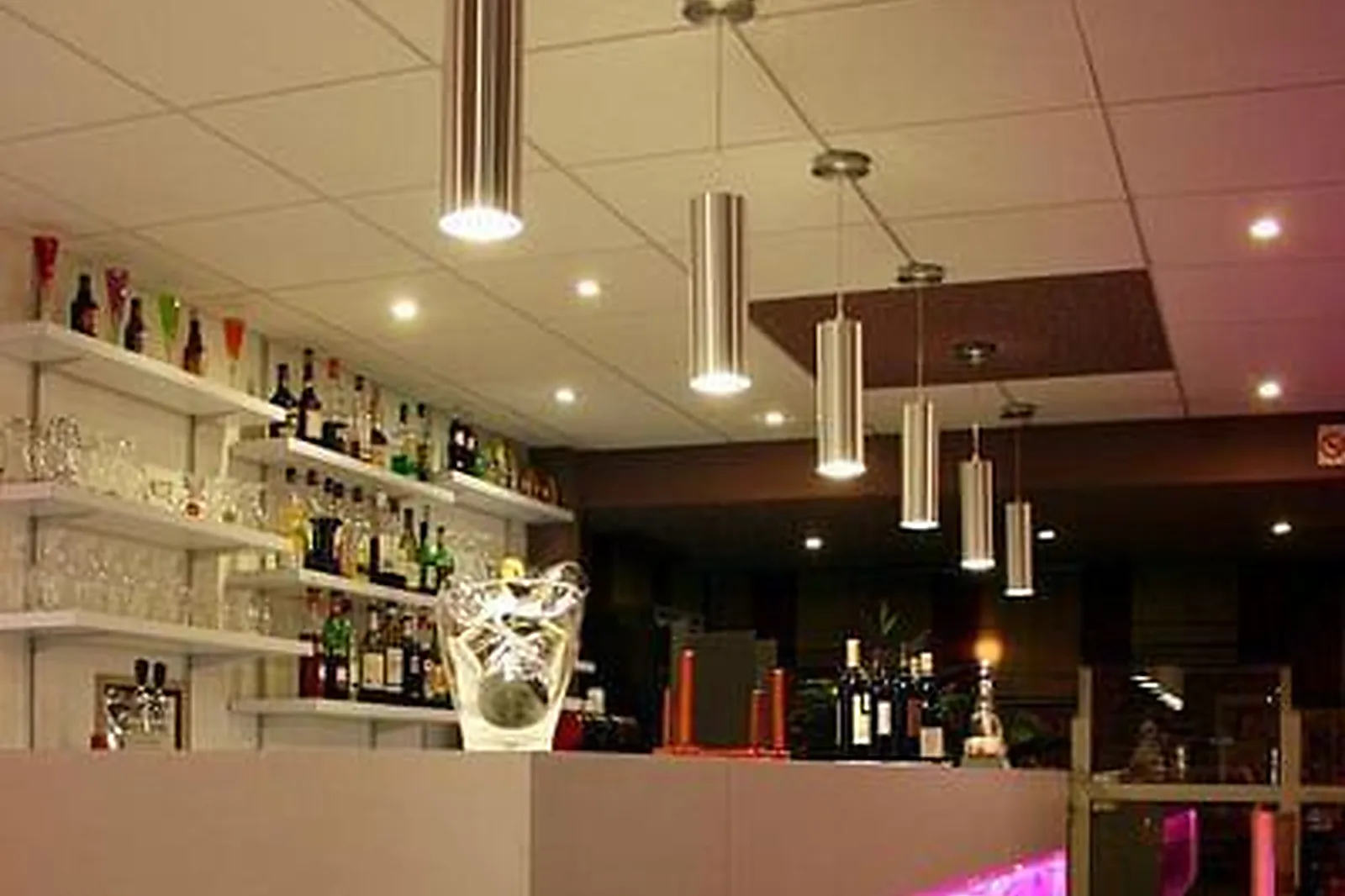 Lieux événementiels, ÉTAGÈRE CAFÉ