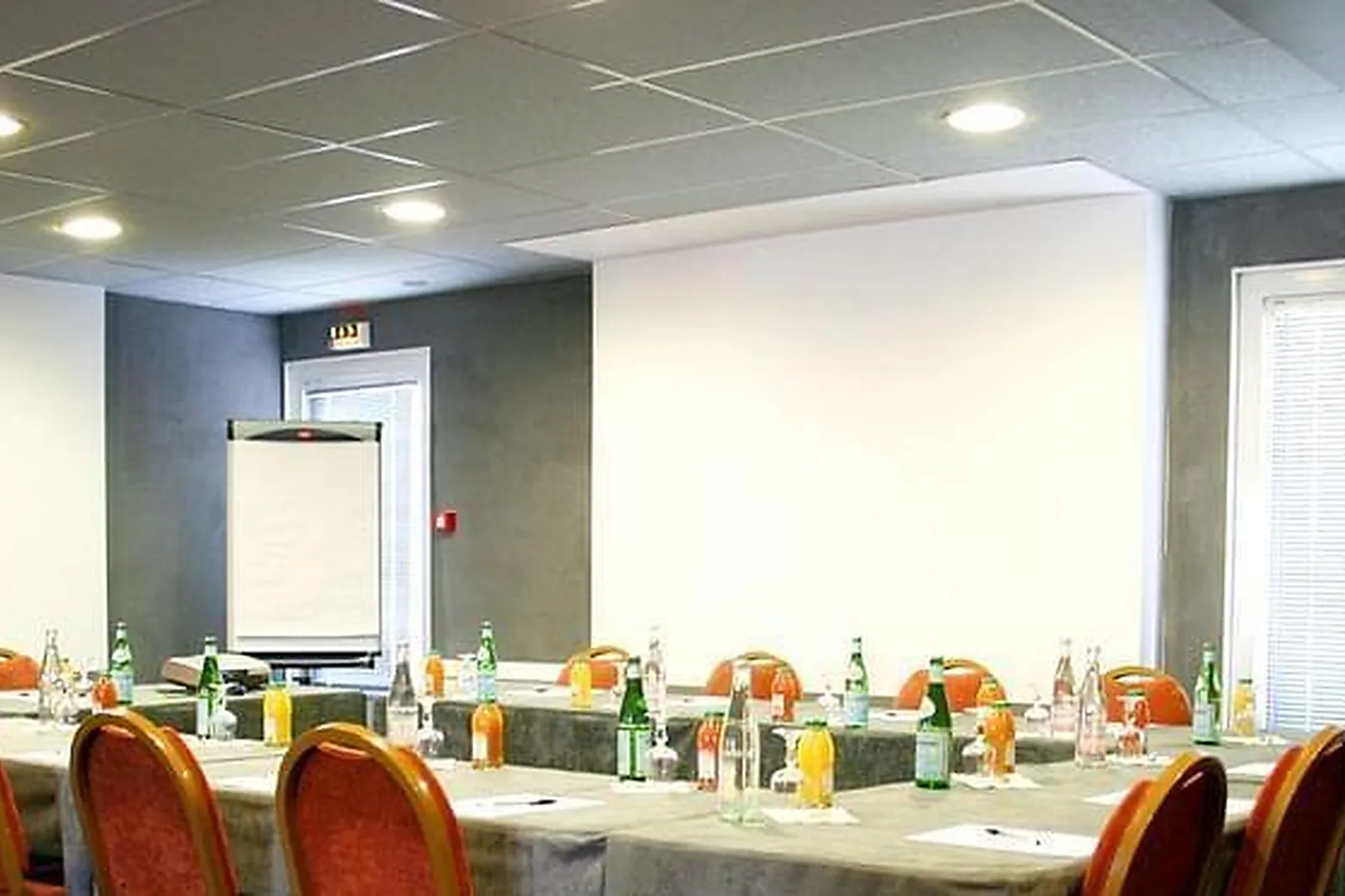 Lieux événementiels, ÉTAGÈRE CAFÉ