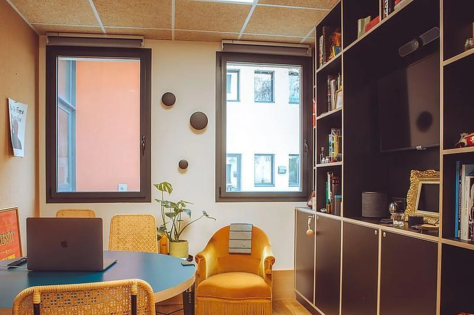 Lieux événementiels, MAISON DE SOINS INTERDISCIPLINAIRES SANO & LONTANO