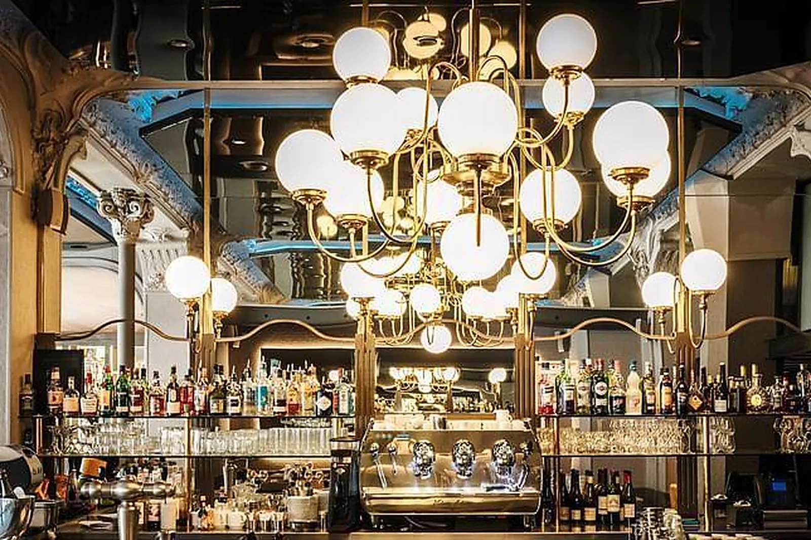 Lieux événementiels, BISTRO DE PARIS