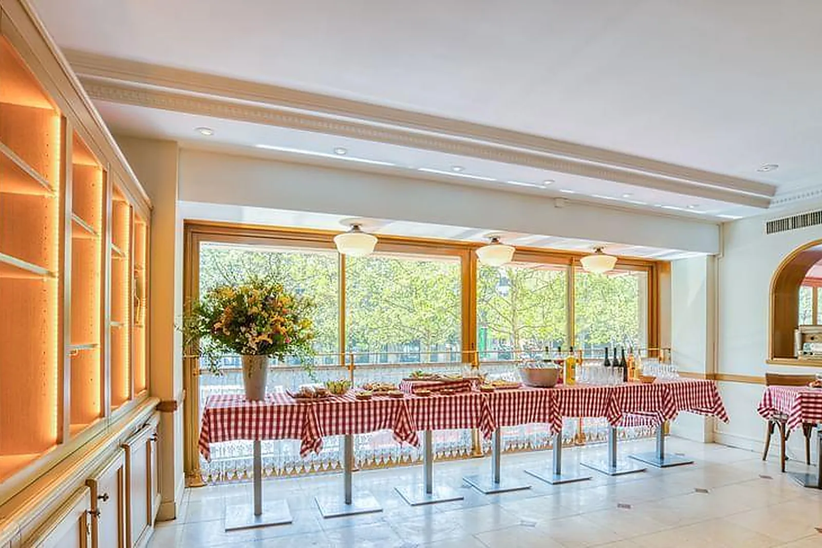 Lieux événementiels, BISTRO DES CHAMPS