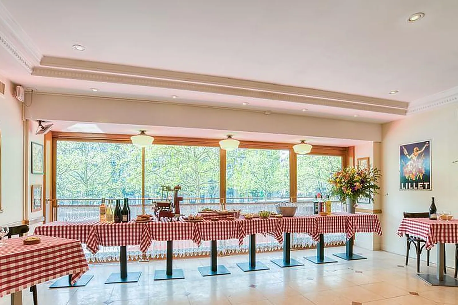 Lieux événementiels, BISTRO DES CHAMPS