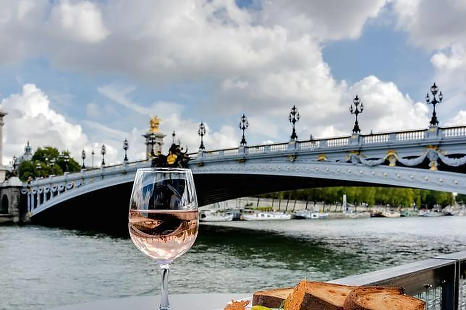 Lieux événementiels, SELECTION TEAM