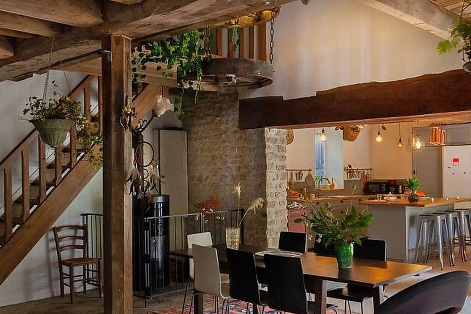 Lieux événementiels, BONNE VIE AU MOULIN INATTENDU