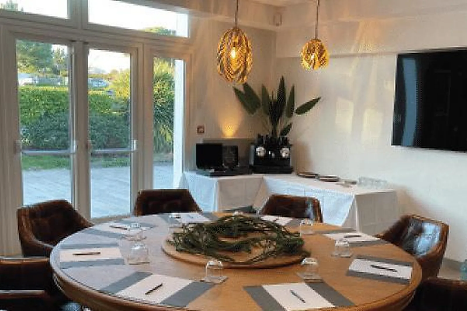 Lieux événementiels, L'ILE DU MARTIN PÊCHEUR