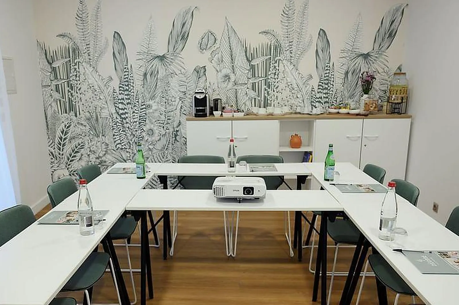 Lieux événementiels, BOUTIQUE HÔTEL CEZANNE ****