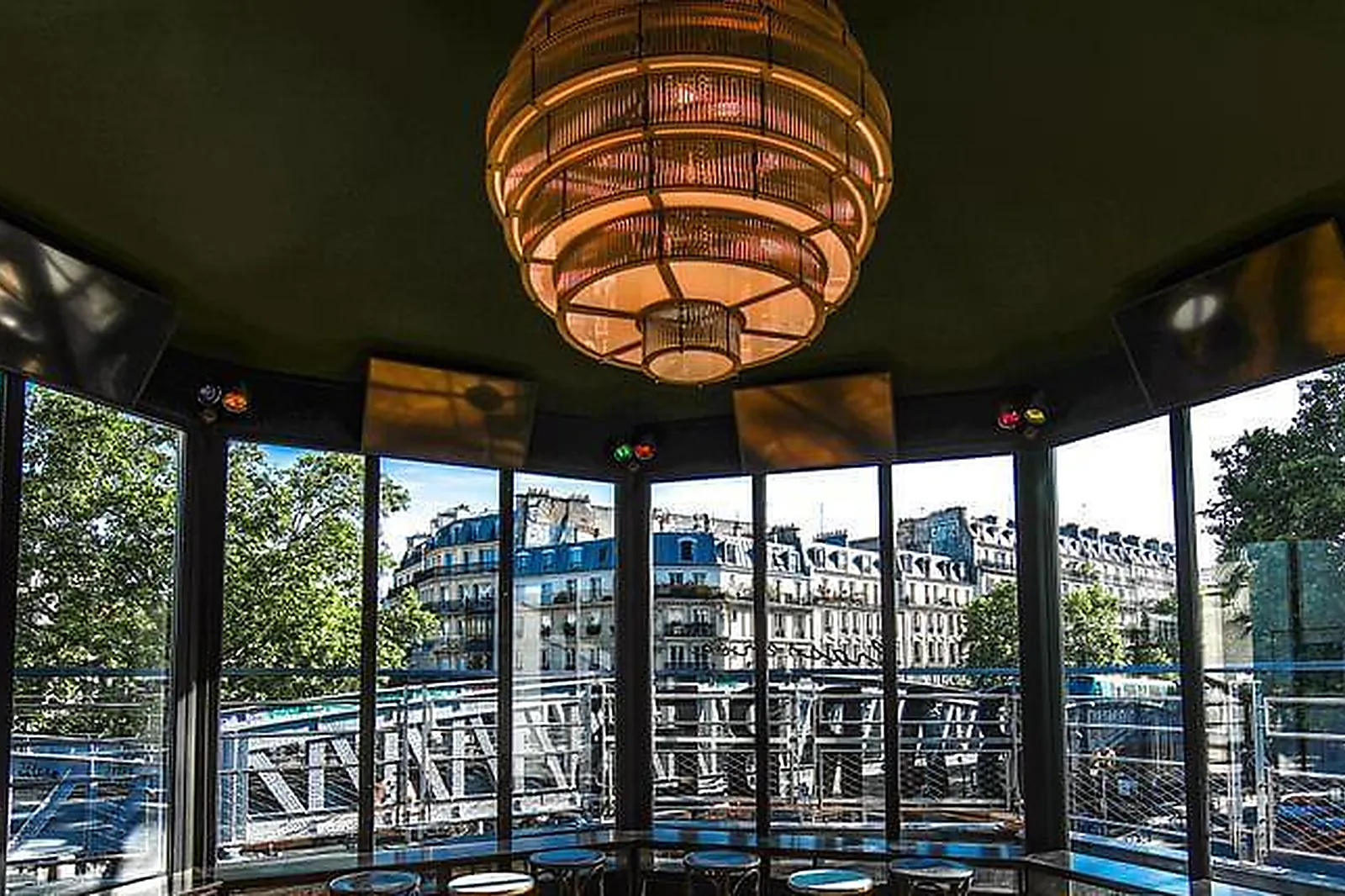 Lieux événementiels, L'HACIENDA