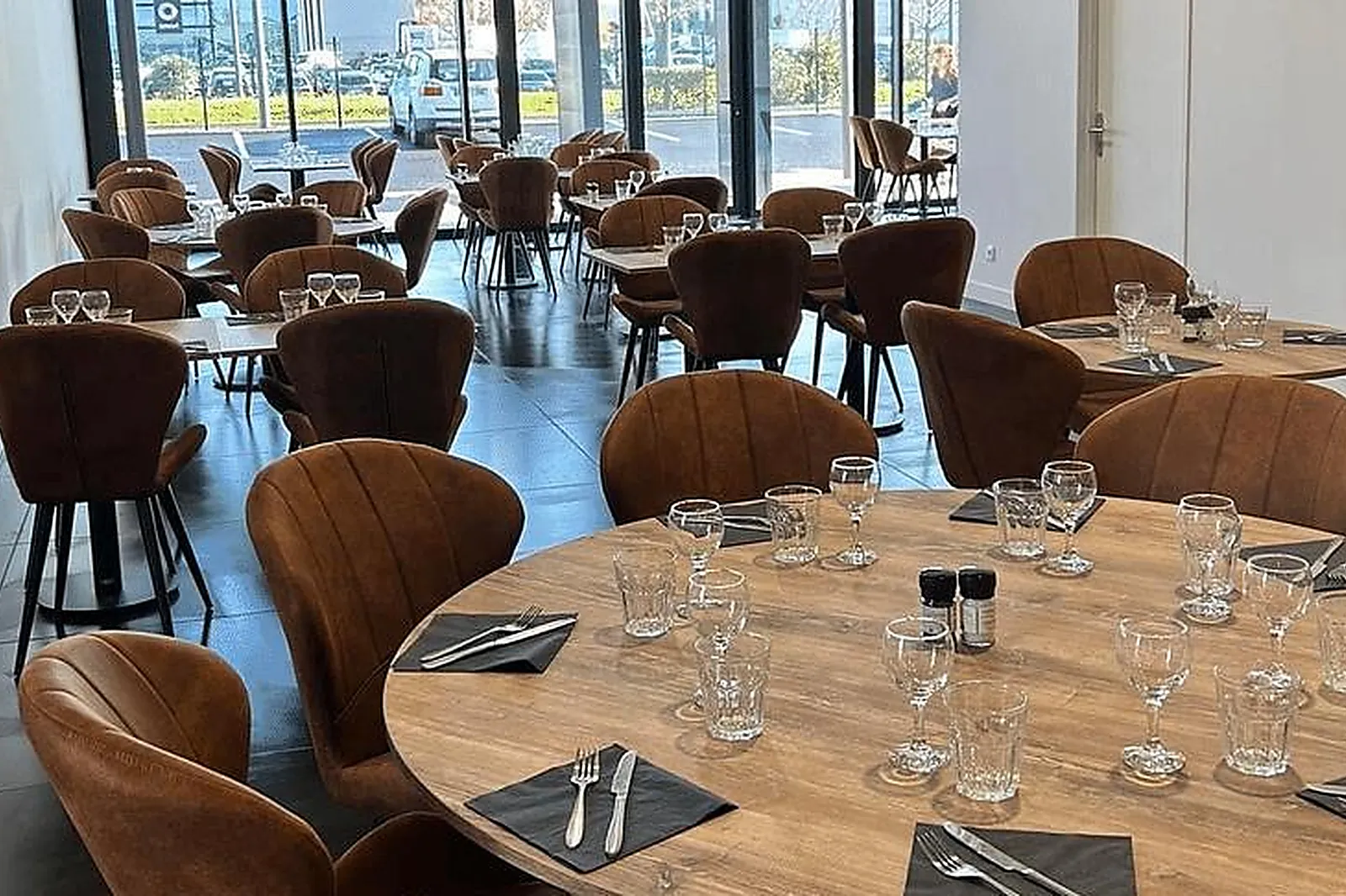 Lieux événementiels, LAC-BULLE VERTE ET BULLE ROSE