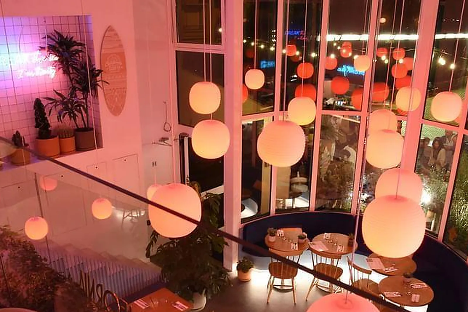 Lieux événementiels, BREAK