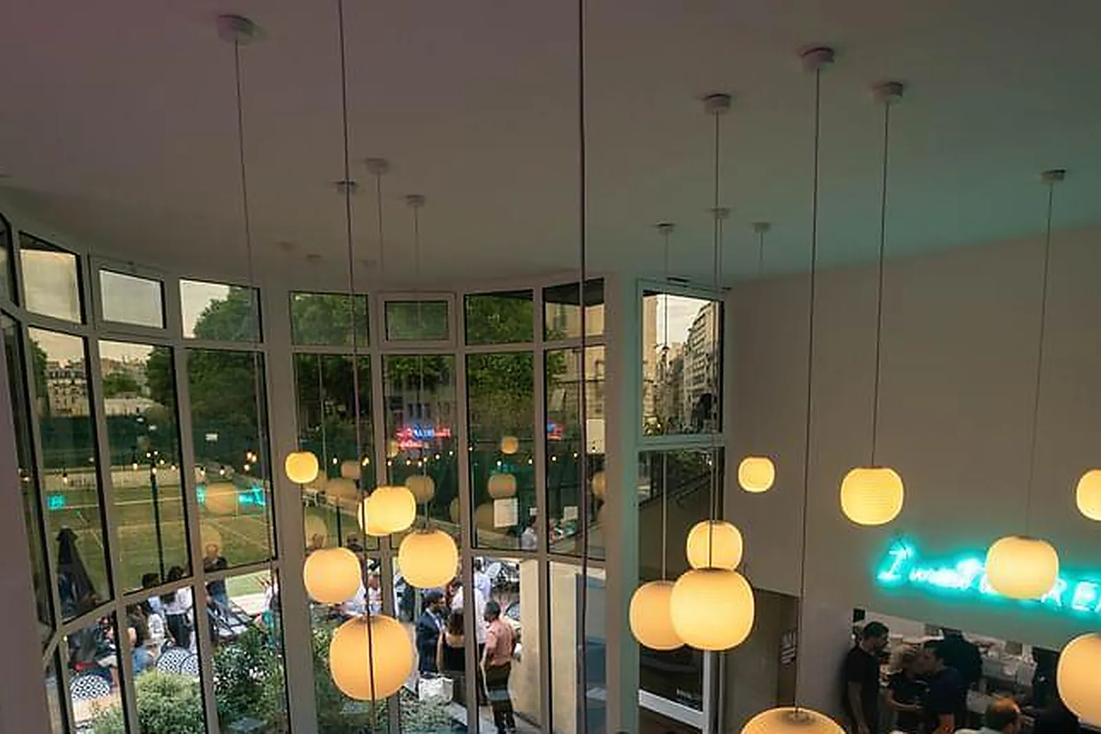 Lieux événementiels, BREAK