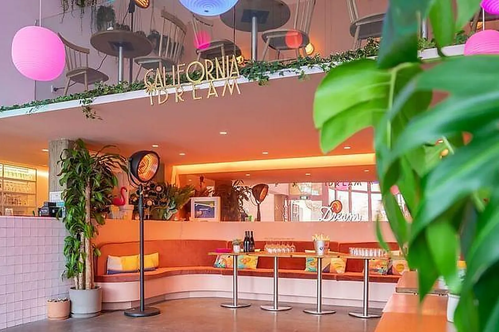 Lieux événementiels, BREAK