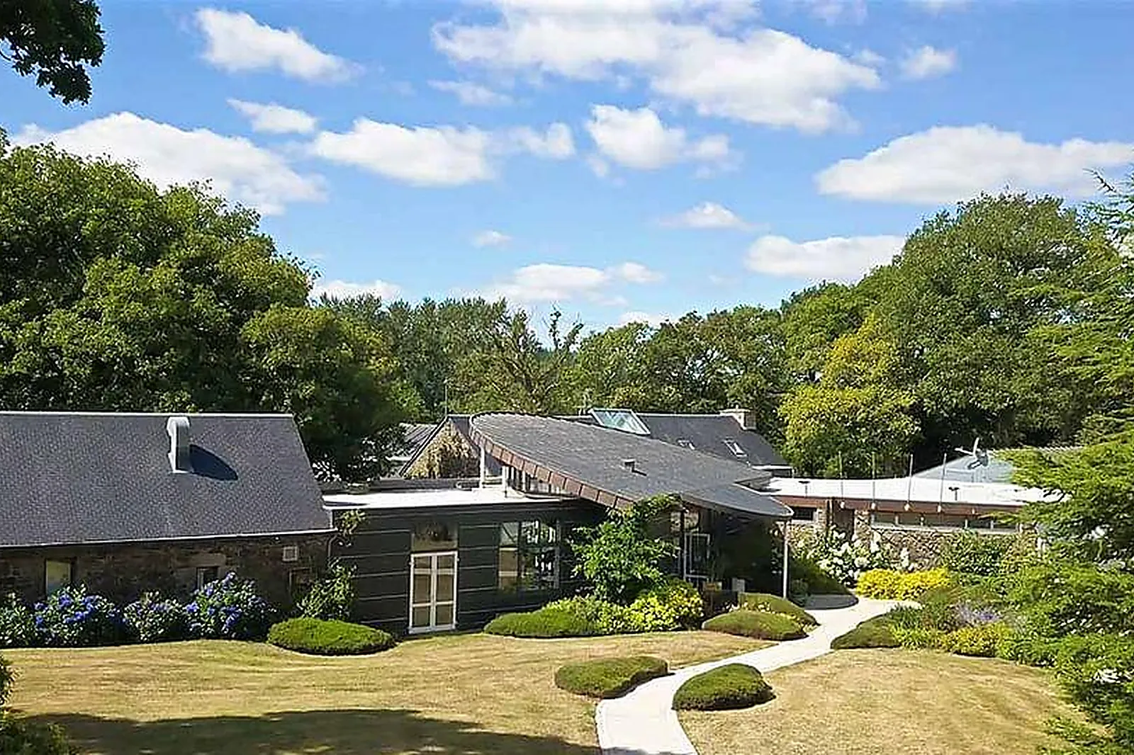 Lieux événementiels, BREIZH ÉCOLODGE HÔTEL LE KEREDEN