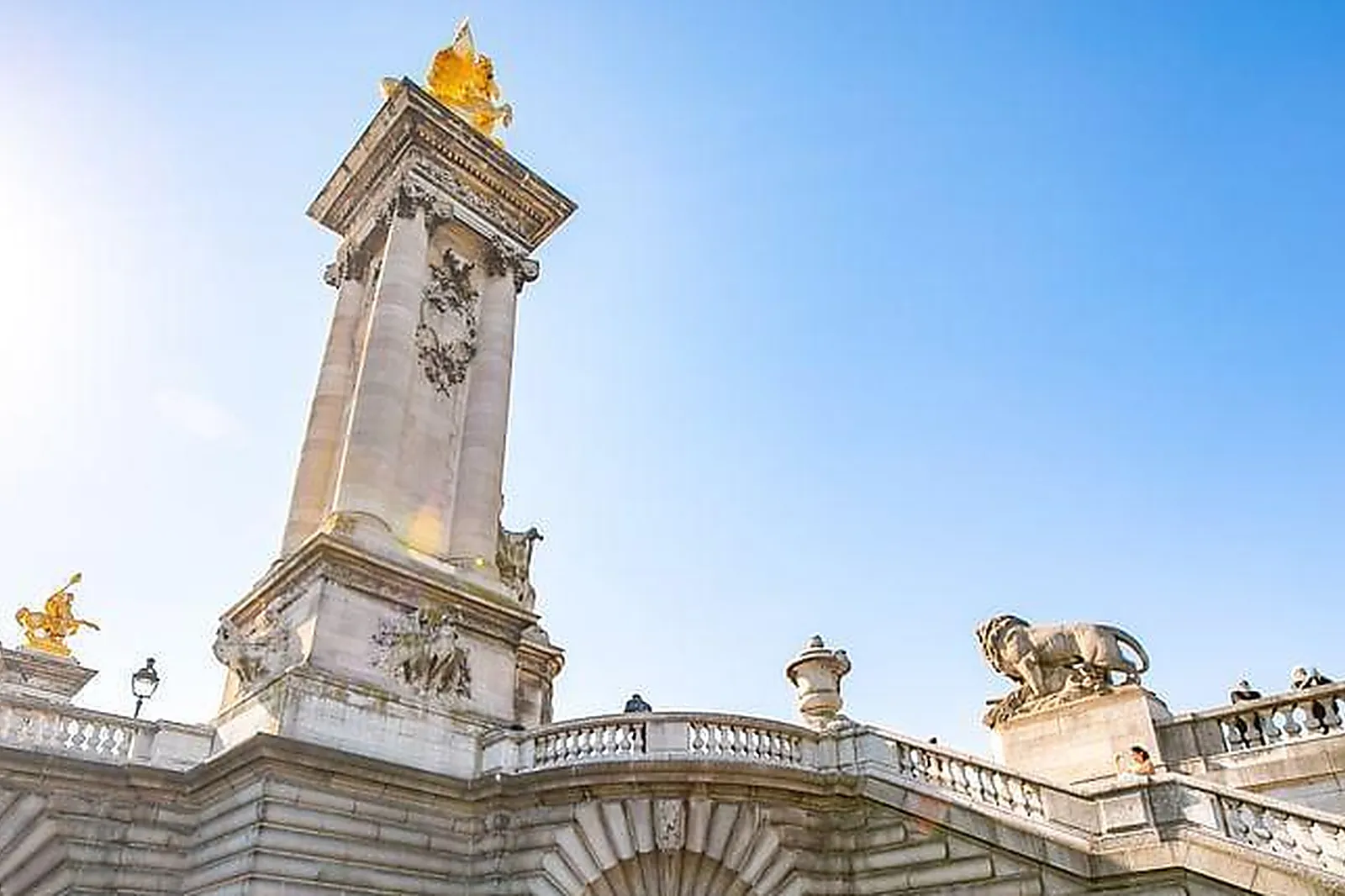 Lieux événementiels, BRIDGE PONT ALEXANDRE III