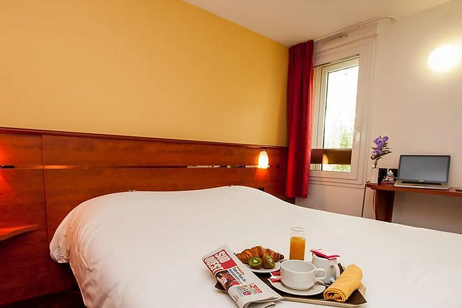 Lieux événementiels, BRIT HOTEL AGEN – L’AQUITAINE ***