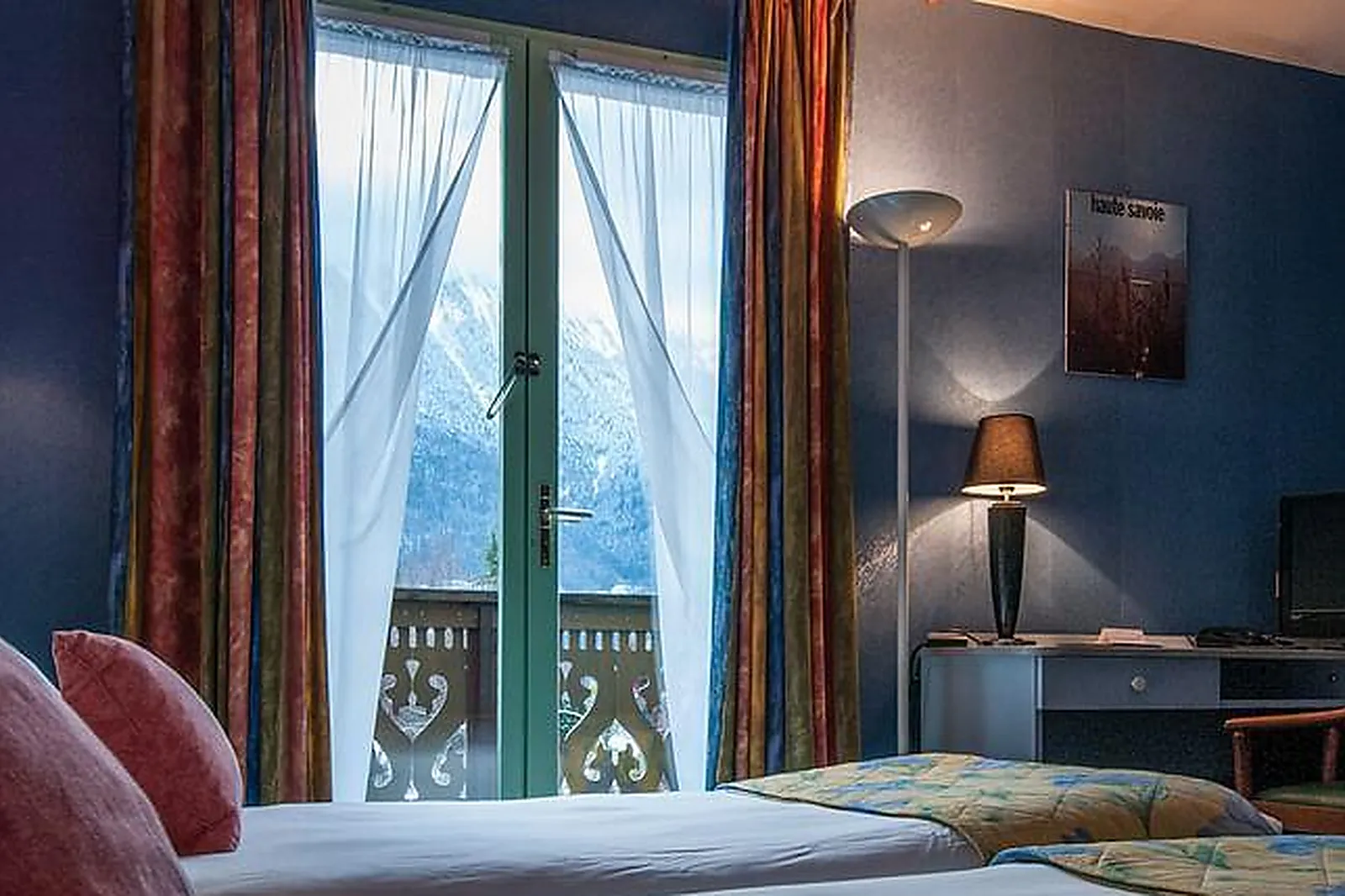 Lieux événementiels, LE VILLAGE AUTO