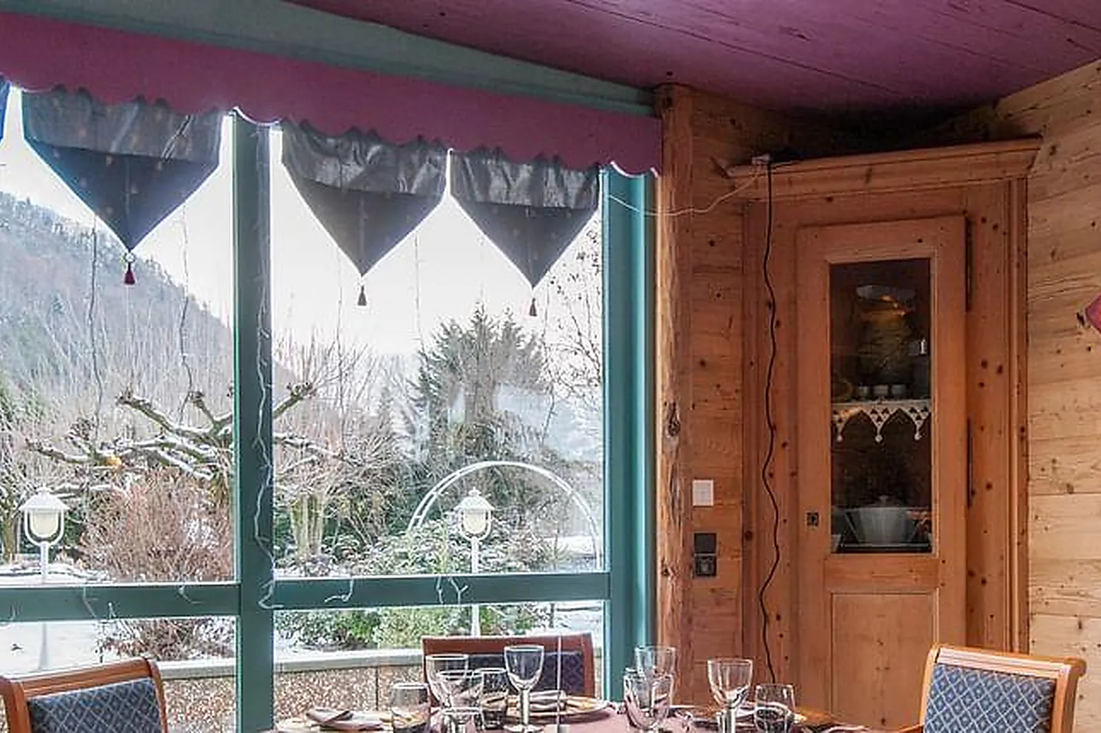 Lieux événementiels, LE VILLAGE AUTO