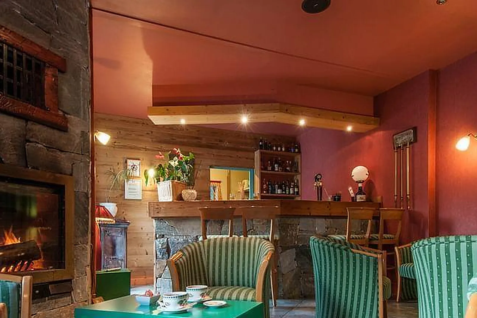 Lieux événementiels, LE VILLAGE AUTO