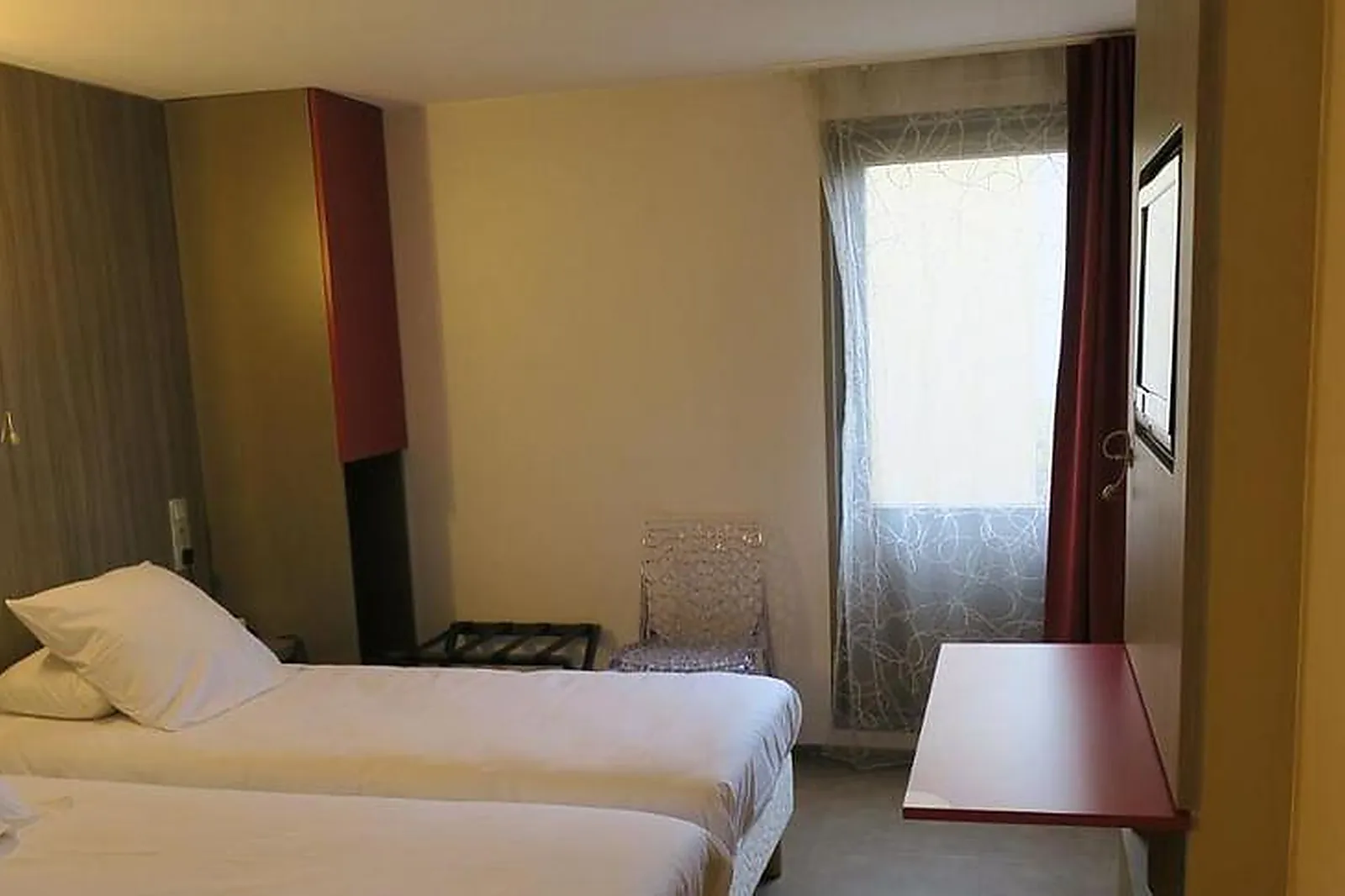 Lieux événementiels, BRIT HOTEL LA FERTÉ-BERNARD***