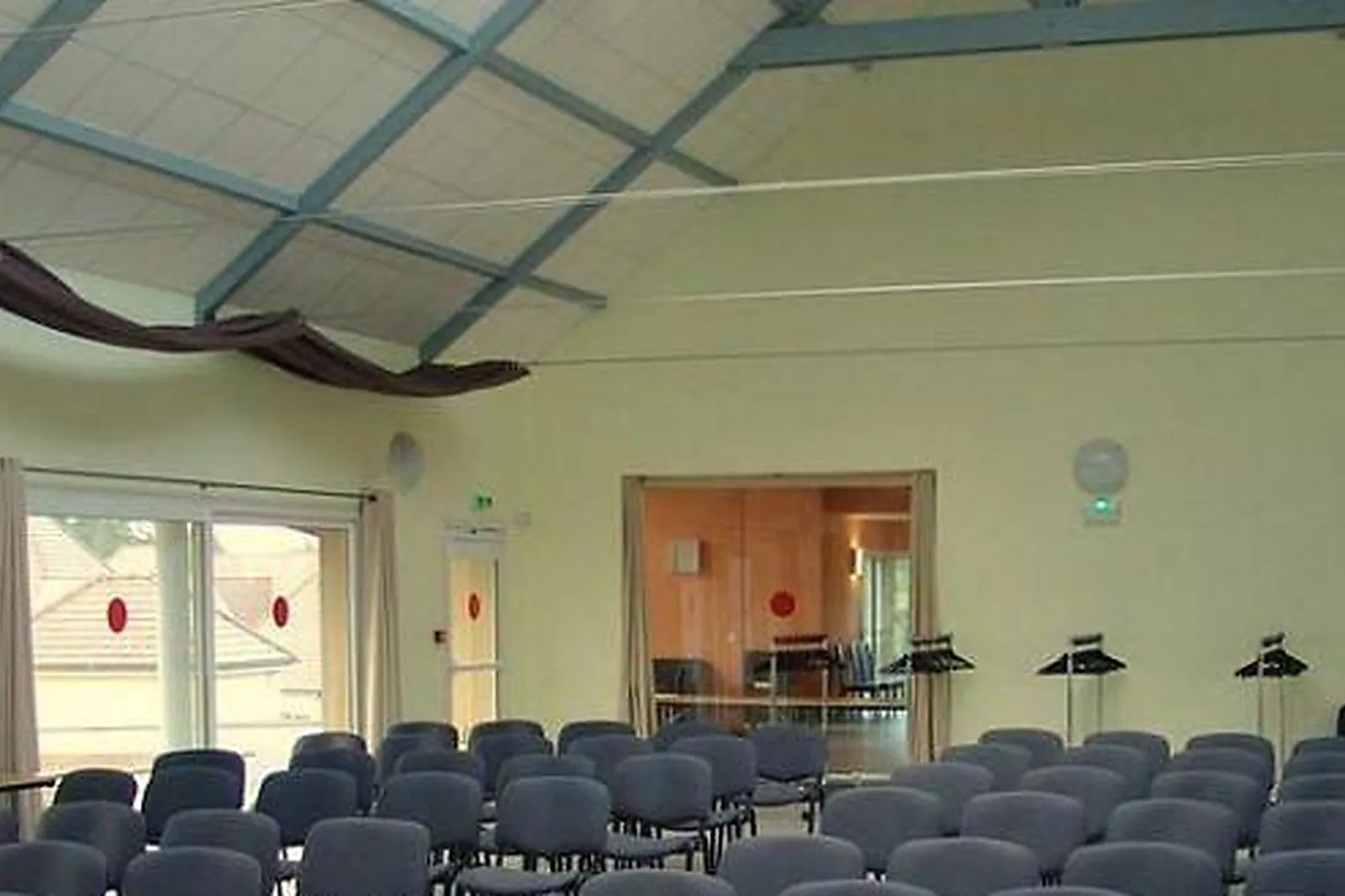 Lieux événementiels, BRIT HOTEL LE LODGE DU GOLF***