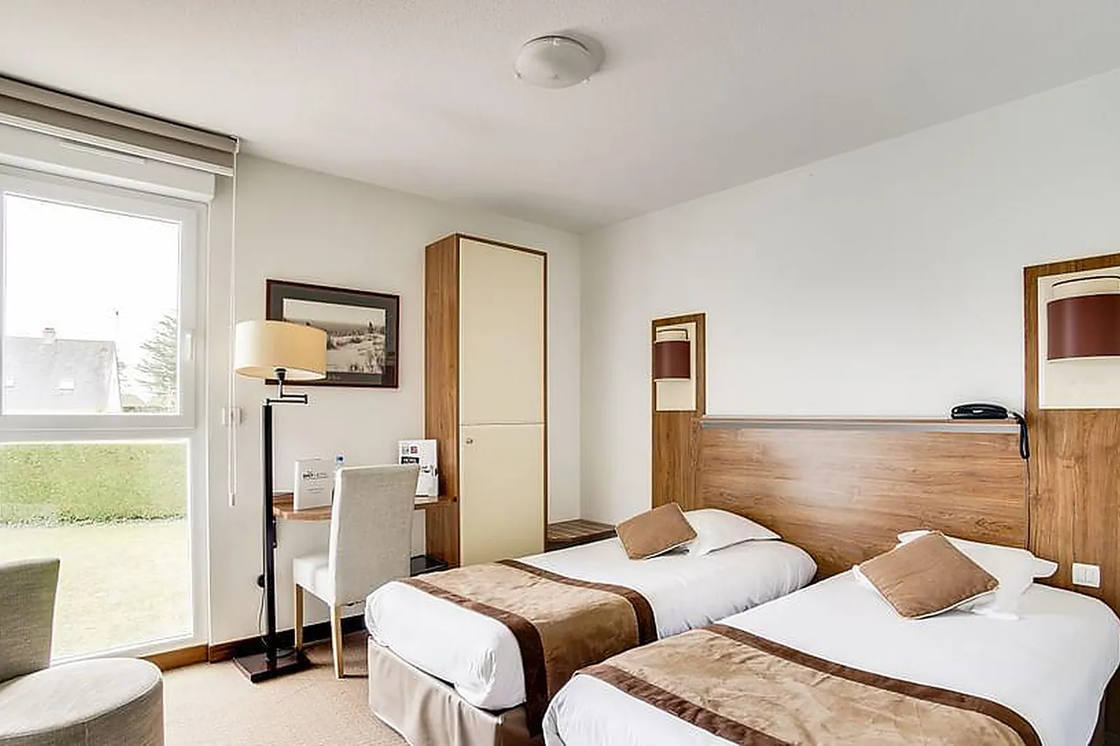 Lieux événementiels, BRIT HOTEL LESSAY - LA CÔTE DES HAVRES***