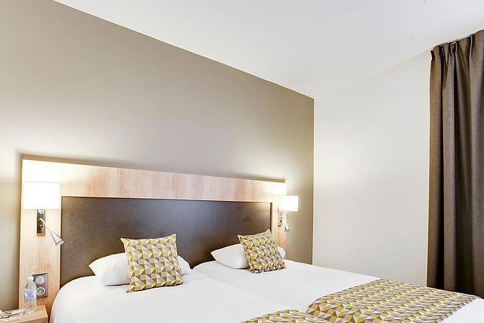 Lieux événementiels, MORPHOBURO CENTRE D'AFFAIRES - SALLE JALLAS