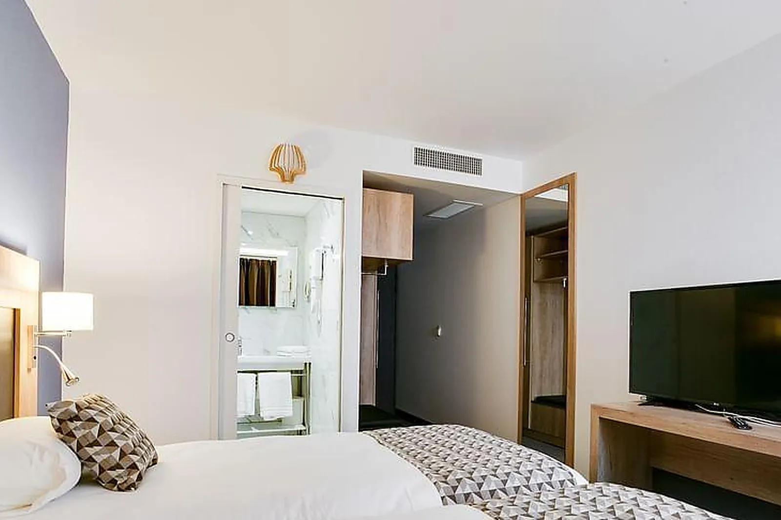 Lieux événementiels, MORPHOBURO CENTRE D'AFFAIRES - SALLE JALLAS