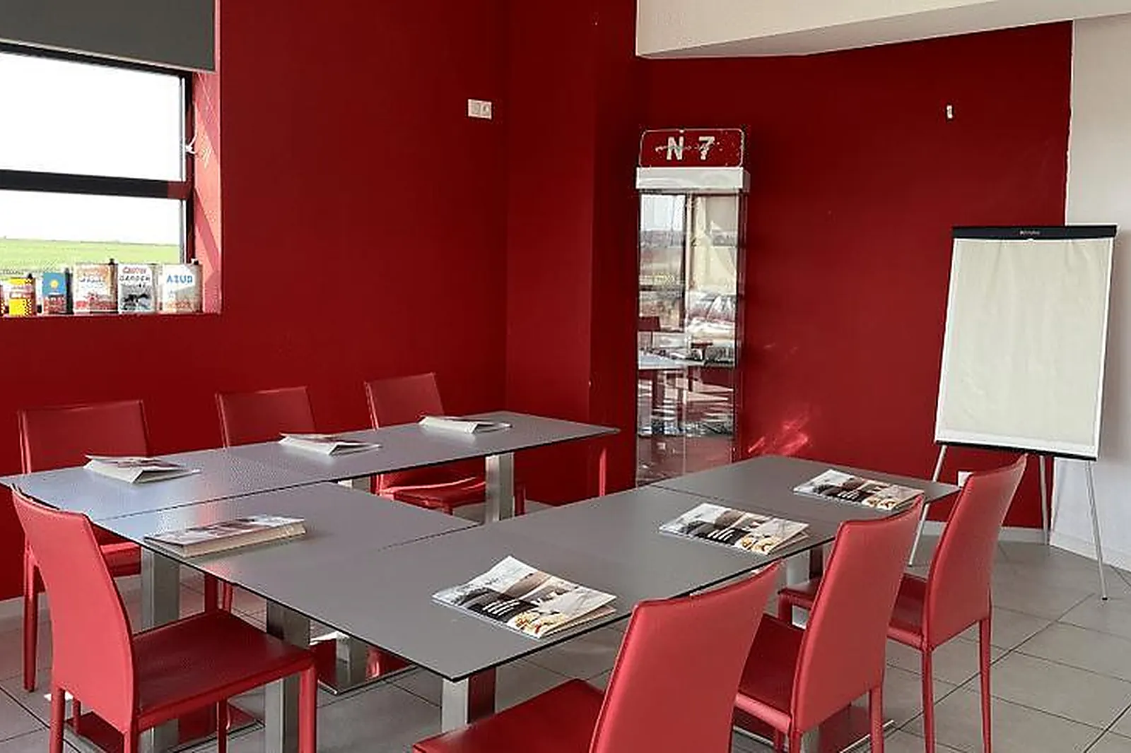 Lieux événementiels, BRIT HOTEL MONTARGIS***