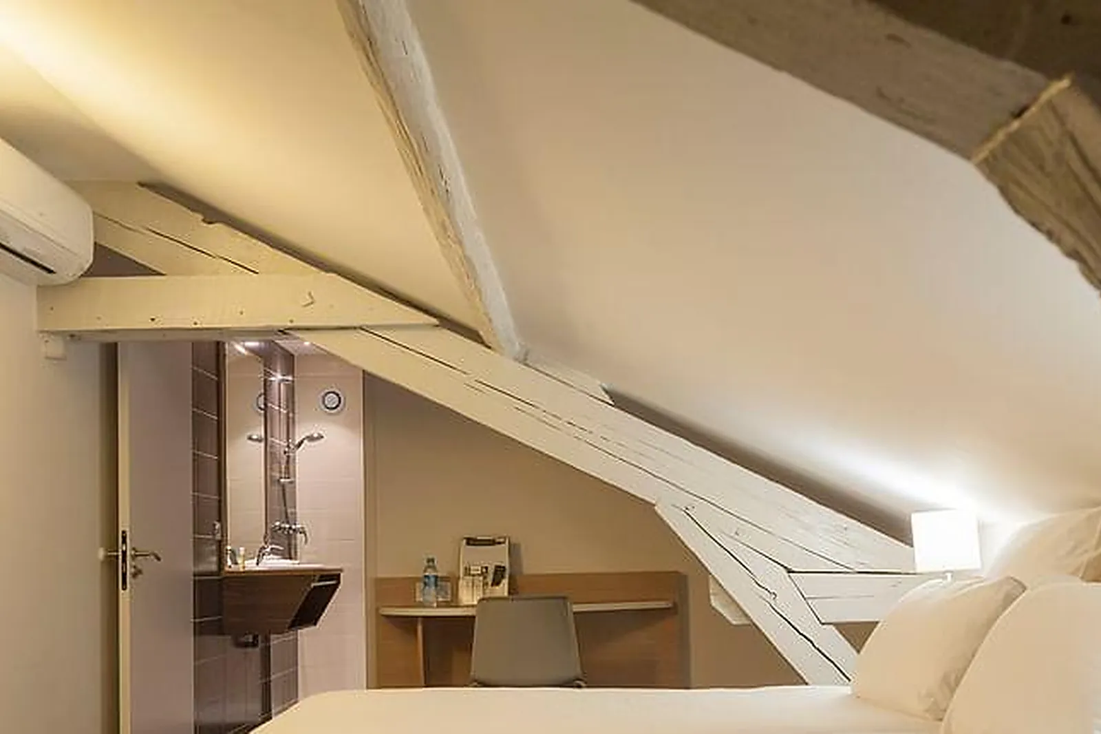 Lieux événementiels, LE V43