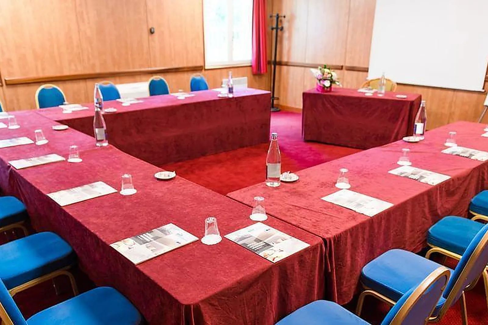 Lieux événementiels, BRIT HOTEL NANTES VIGNEUX – L’ATLANTEL ***