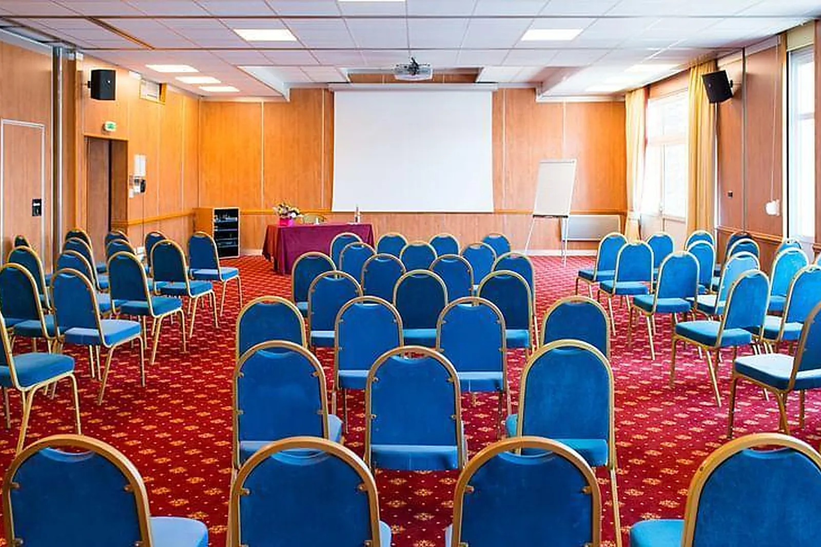 Lieux événementiels, BRIT HOTEL NANTES VIGNEUX – L’ATLANTEL ***