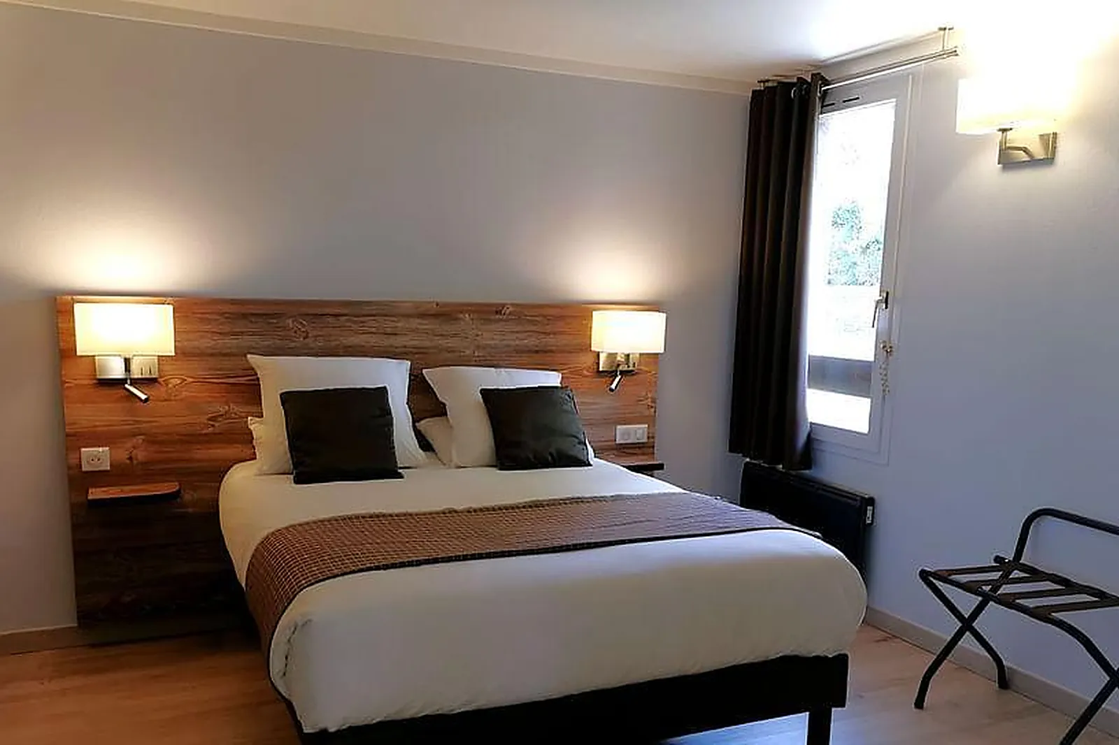 Lieux événementiels, COWORKING EN FACE DE LA PISCINE