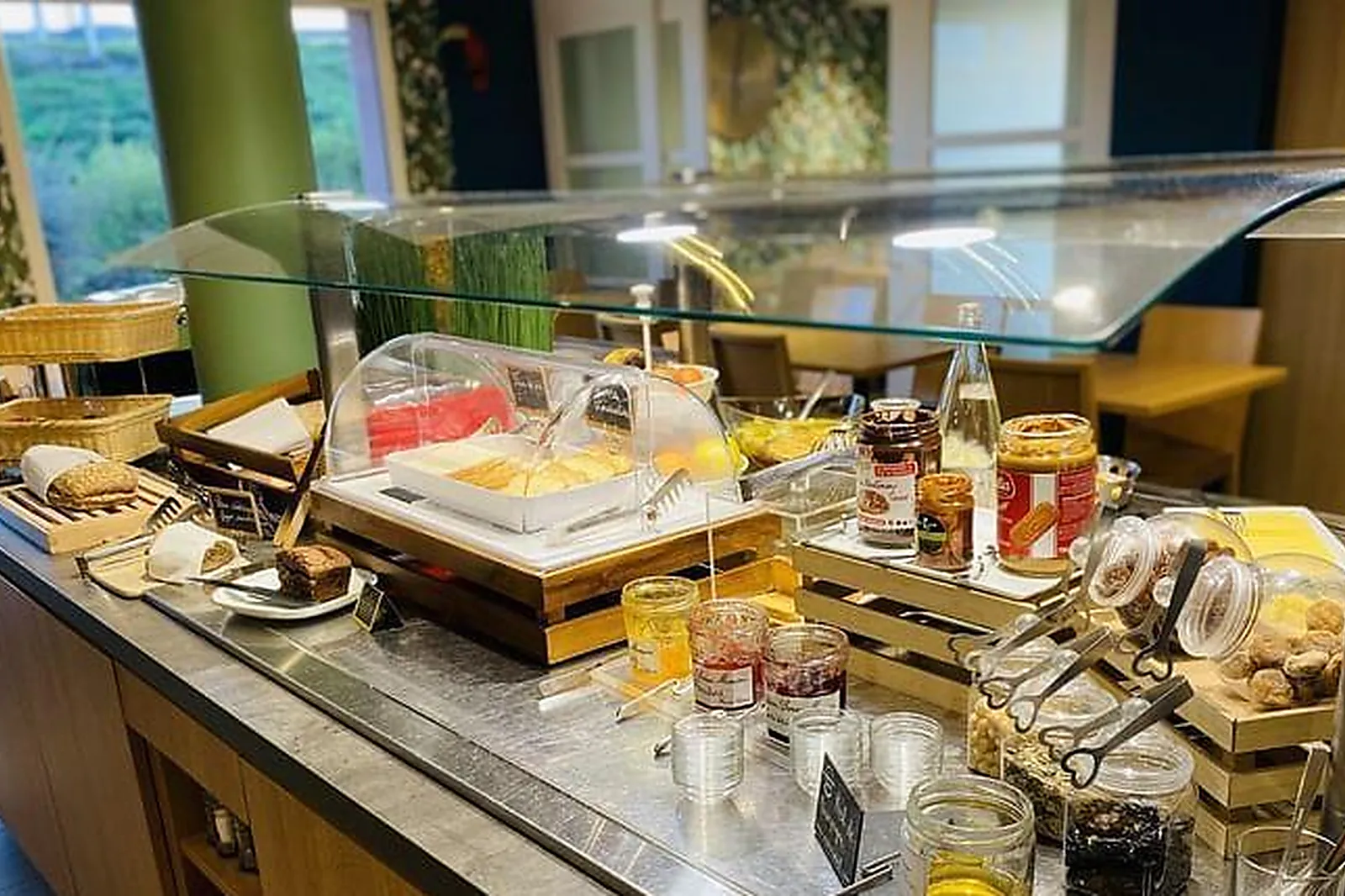 Lieux événementiels, BRIT HOTEL REIMS CROIX BLANDIN***