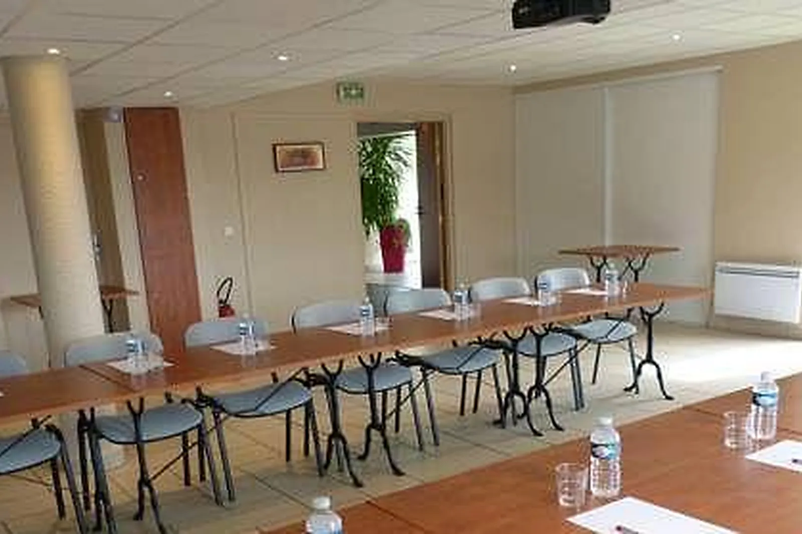 Lieux événementiels, BRIT HOTEL REIMS LA POMPELLE**