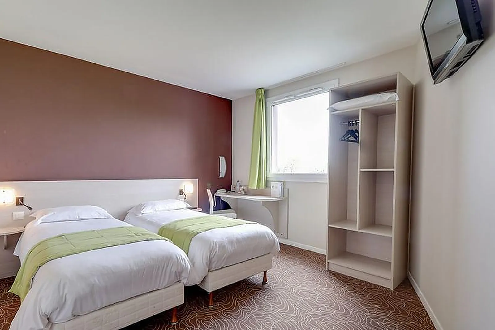 Lieux événementiels, BRIT HOTEL SAINT-MEEN-LE-GRAND L’ADRESSE***