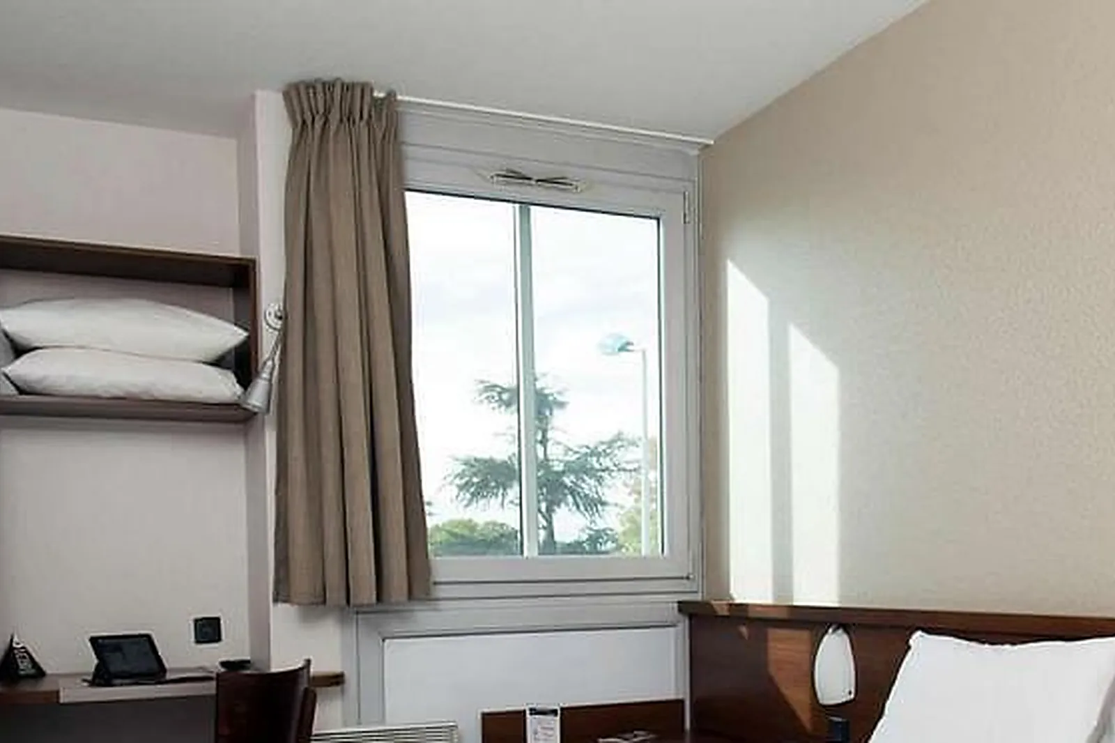 Lieux événementiels, GALERIE MR 08