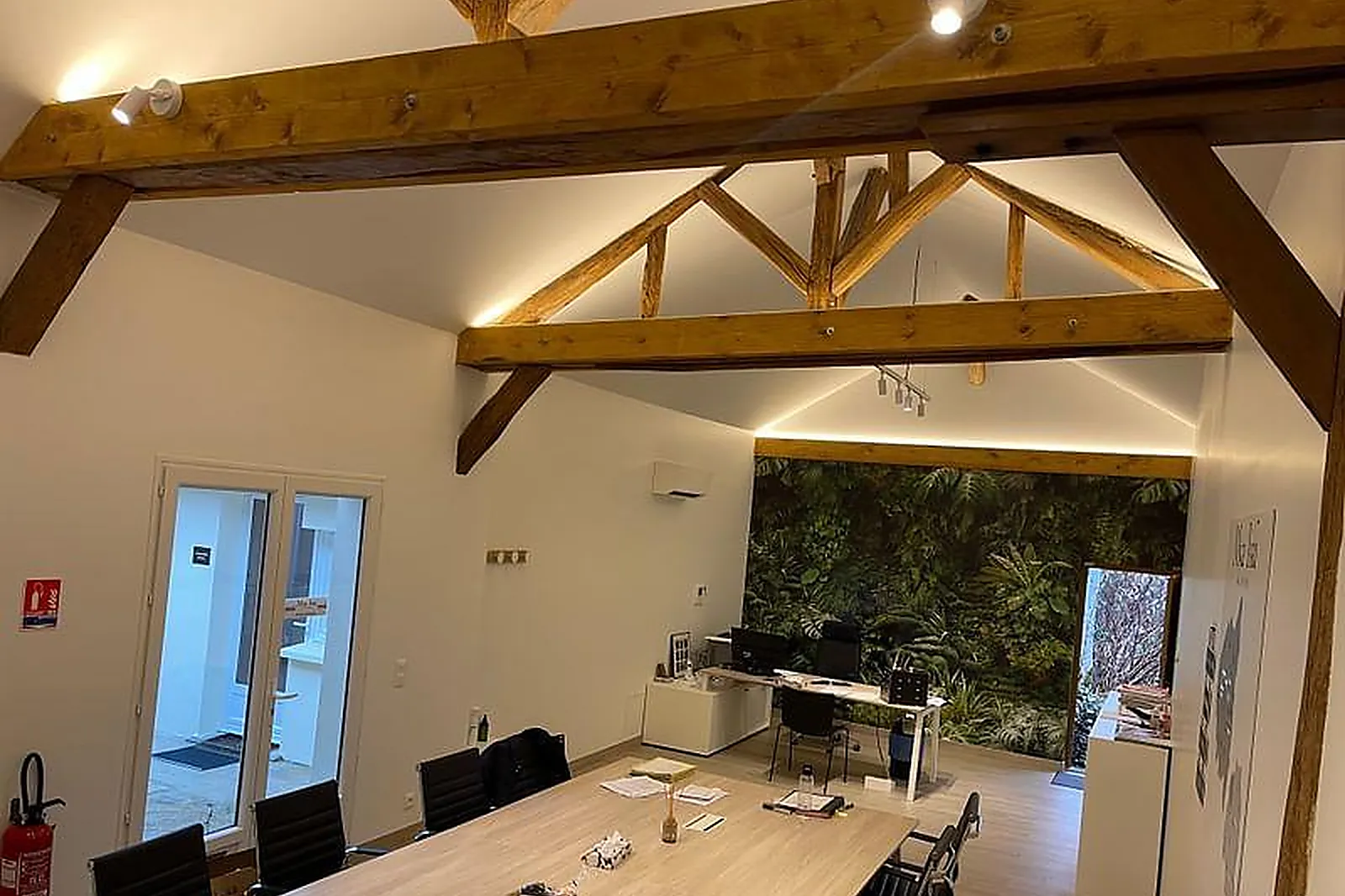 Lieux événementiels, BUREAU/ SALLE DE RÉUNION BRIE-COMTE-ROBERT