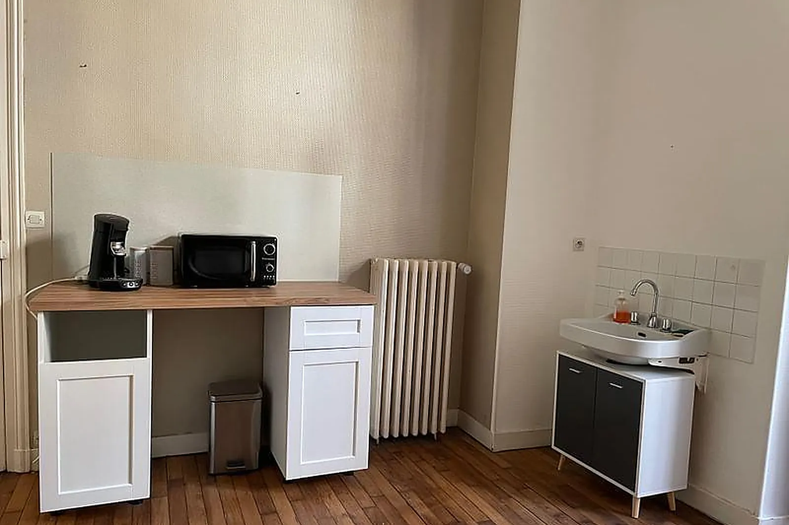 Lieux événementiels, BUREAU PROCHE GARE