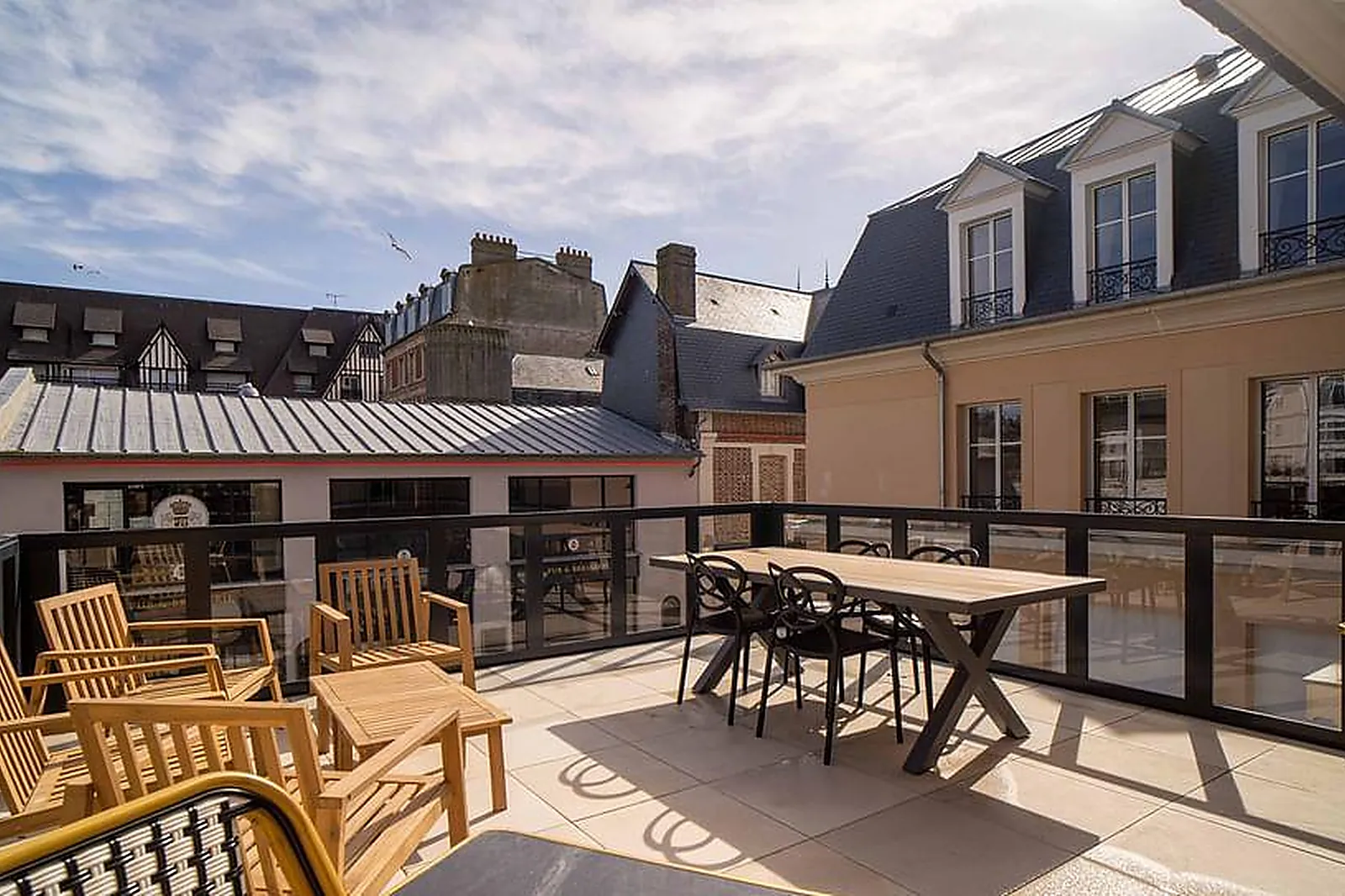 Lieux événementiels, RUE CAFFARELLI NICE