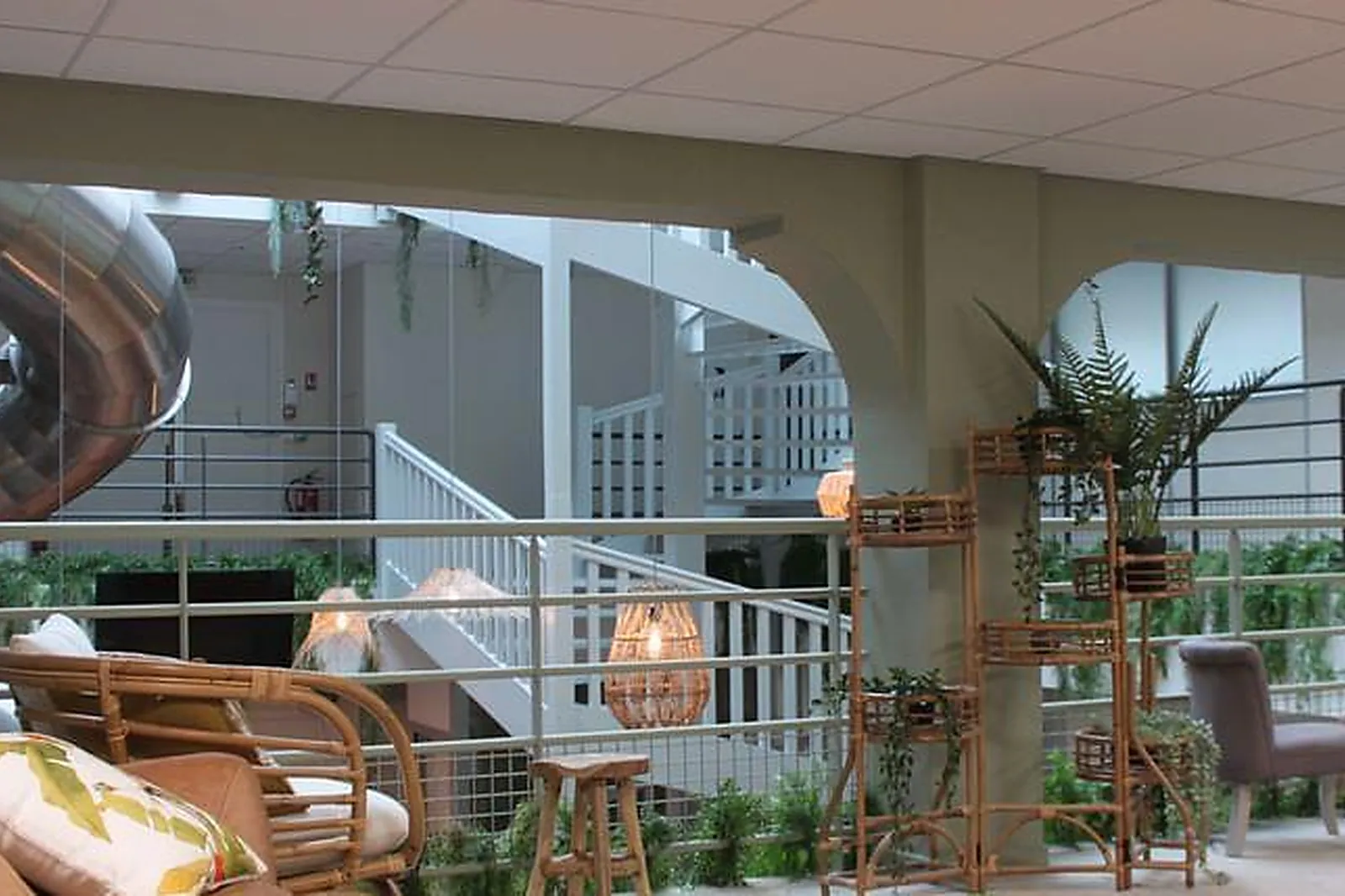 Lieux événementiels, BUREAUX & CO - LA SERRE