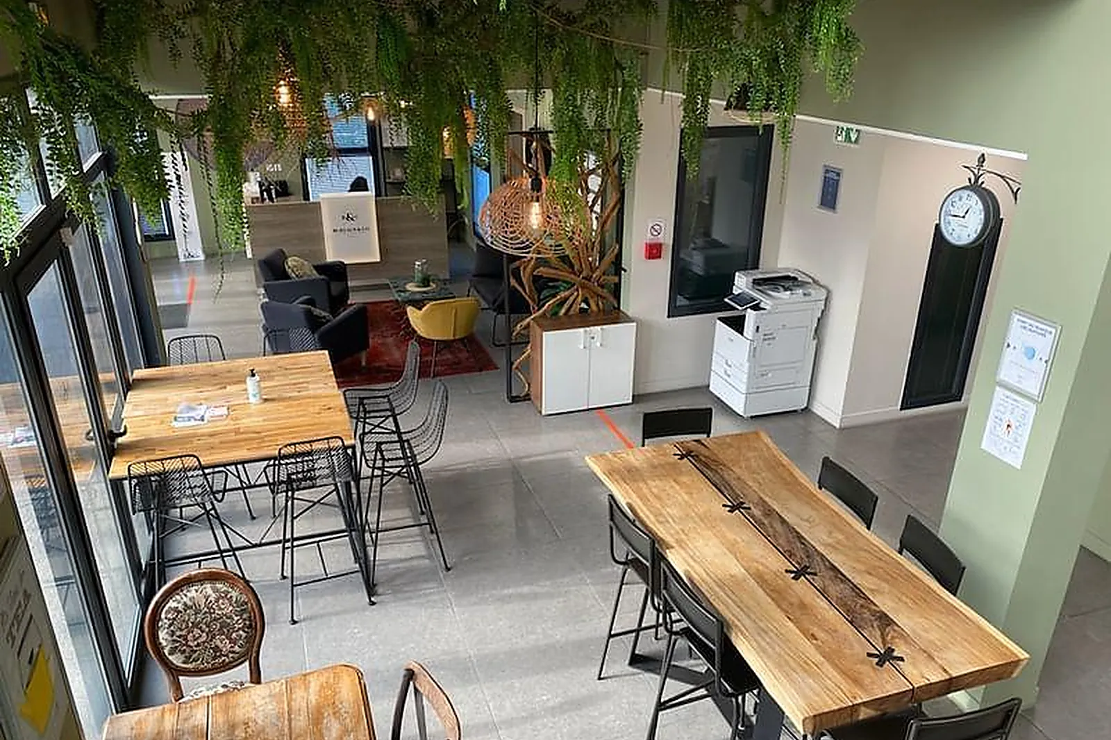 Lieux événementiels, BUREAUX AND CO PARC 2000