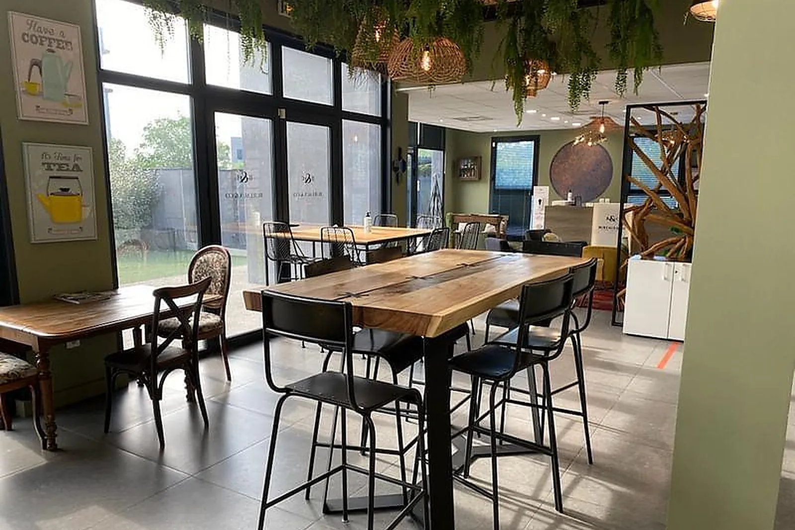 Lieux événementiels, BUREAUX AND CO PARC 2000