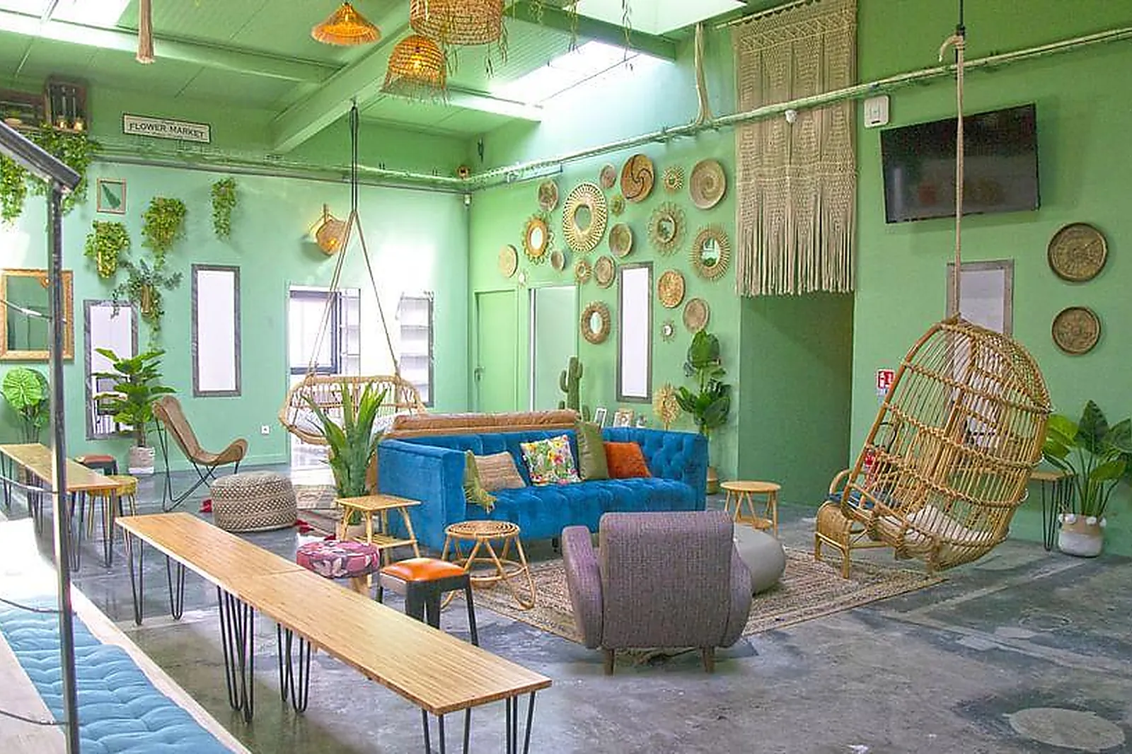 Lieux événementiels, BUREAUX AND CO - LATTES