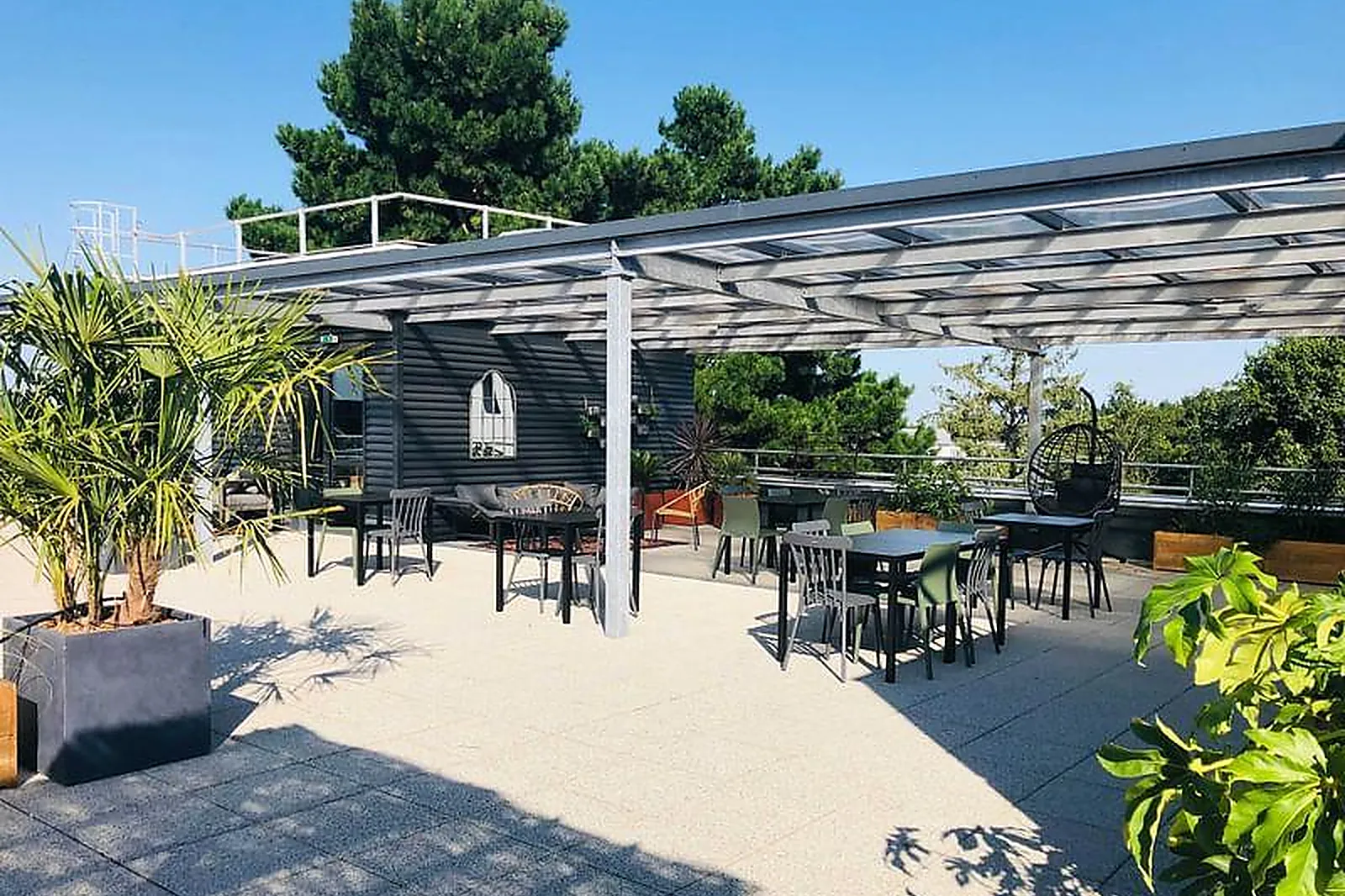 Lieux événementiels, BUREAUX AND CO - LE CALYPSO