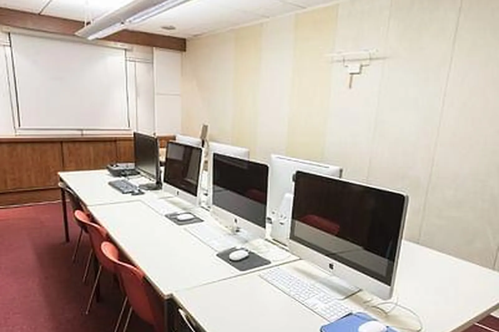 Lieux événementiels, BUREAUX PARADIS