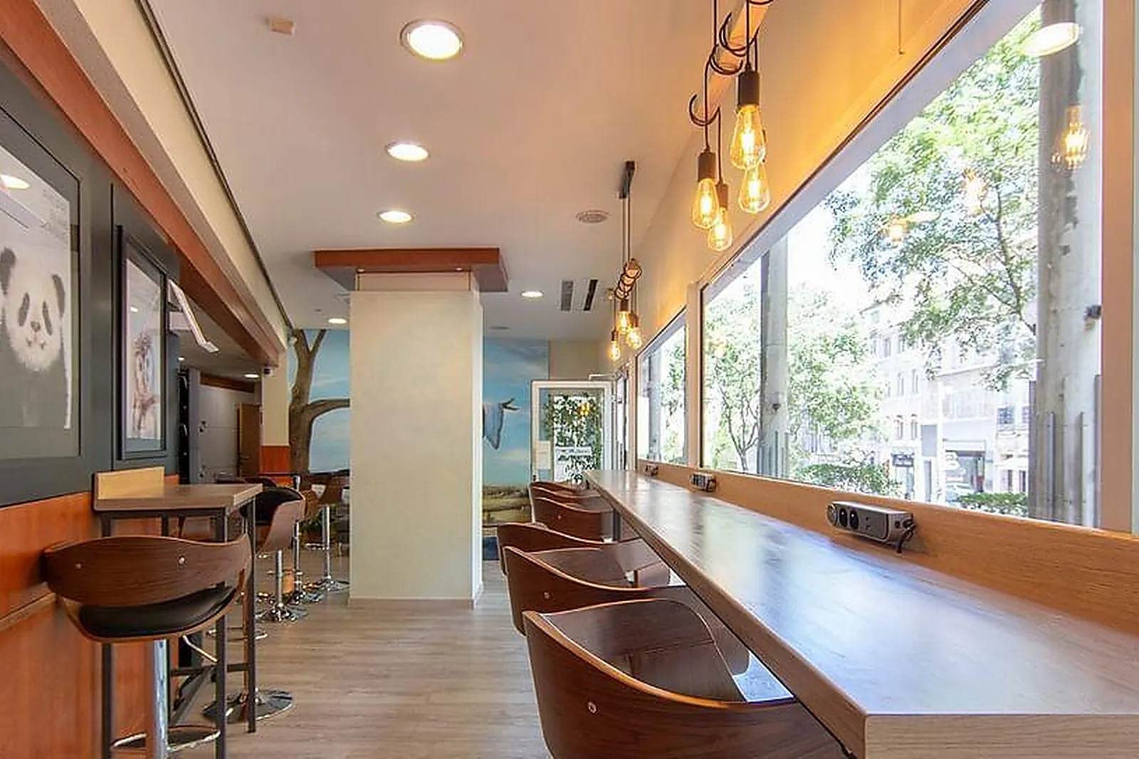 Lieux événementiels, BUREAUX PARADIS