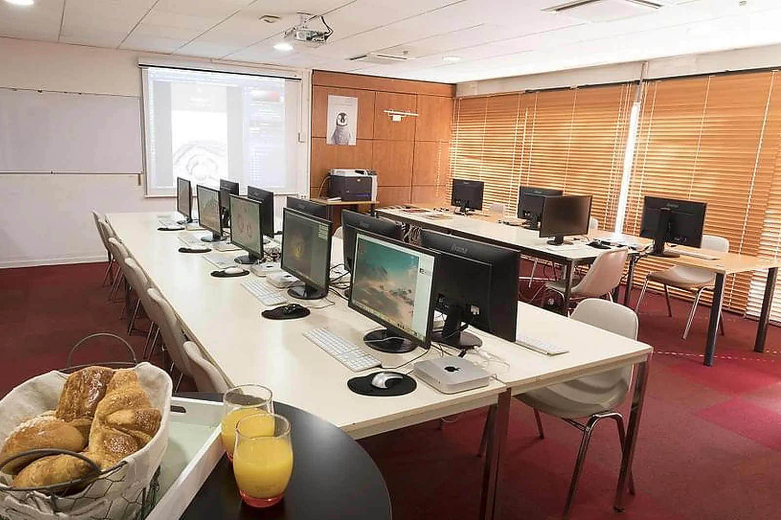 Lieux événementiels, BUREAUX PARADIS