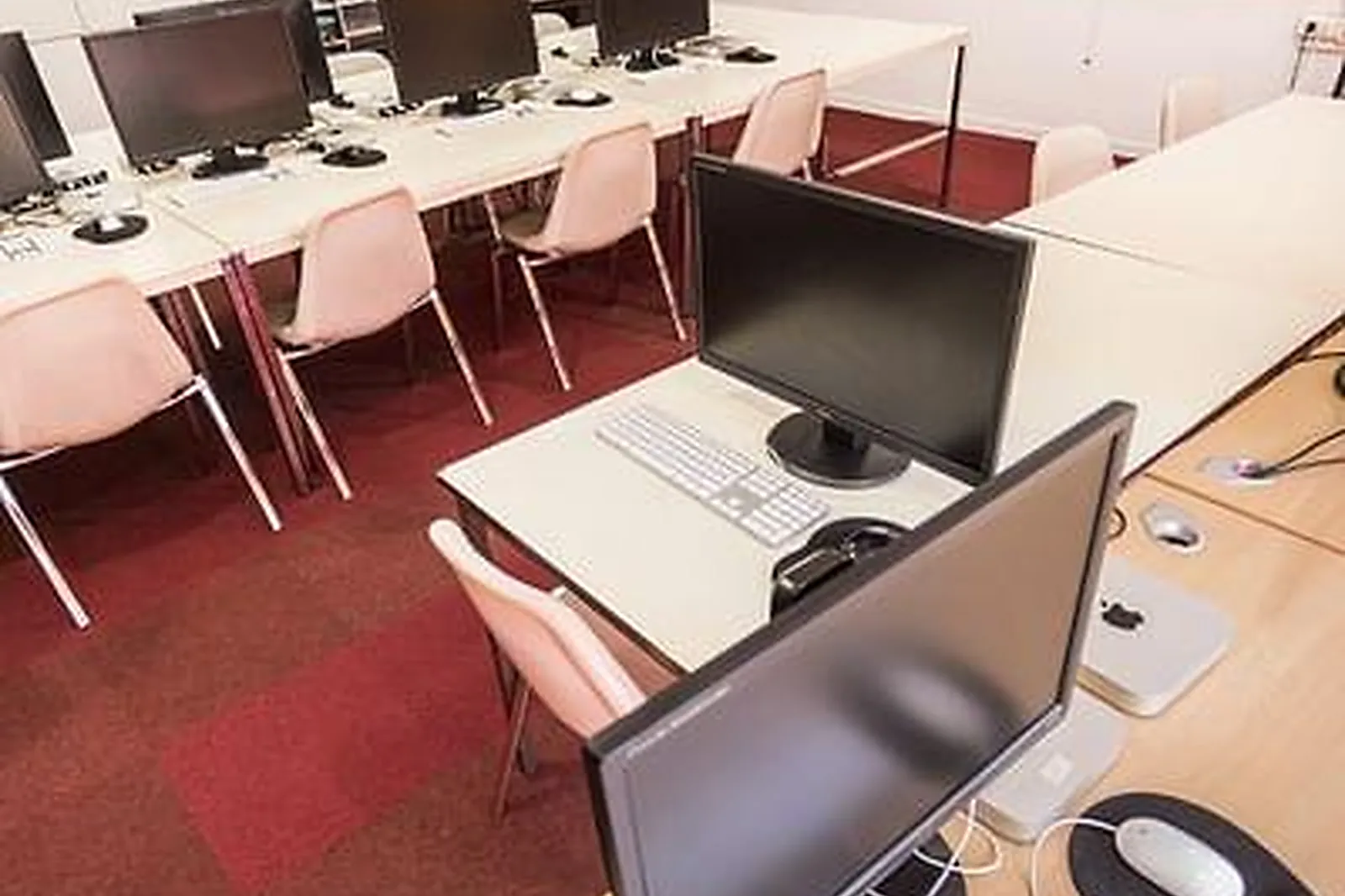 Lieux événementiels, BUREAUX PARADIS