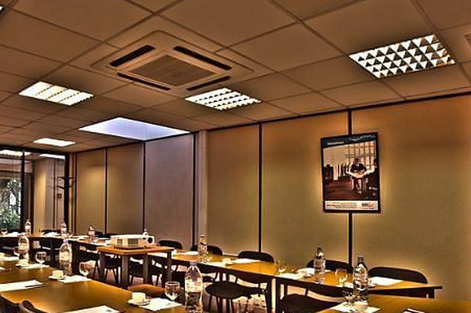 Lieux événementiels, BURO CLUB PARIS RÉPUBLIQUE